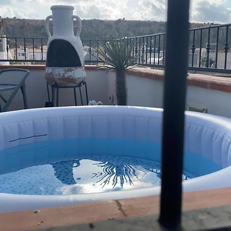 Apartment With Terraces And Private Jacuzzi - San Vito 400M From Beach San Vito Lo Capo Eksteriør billede
